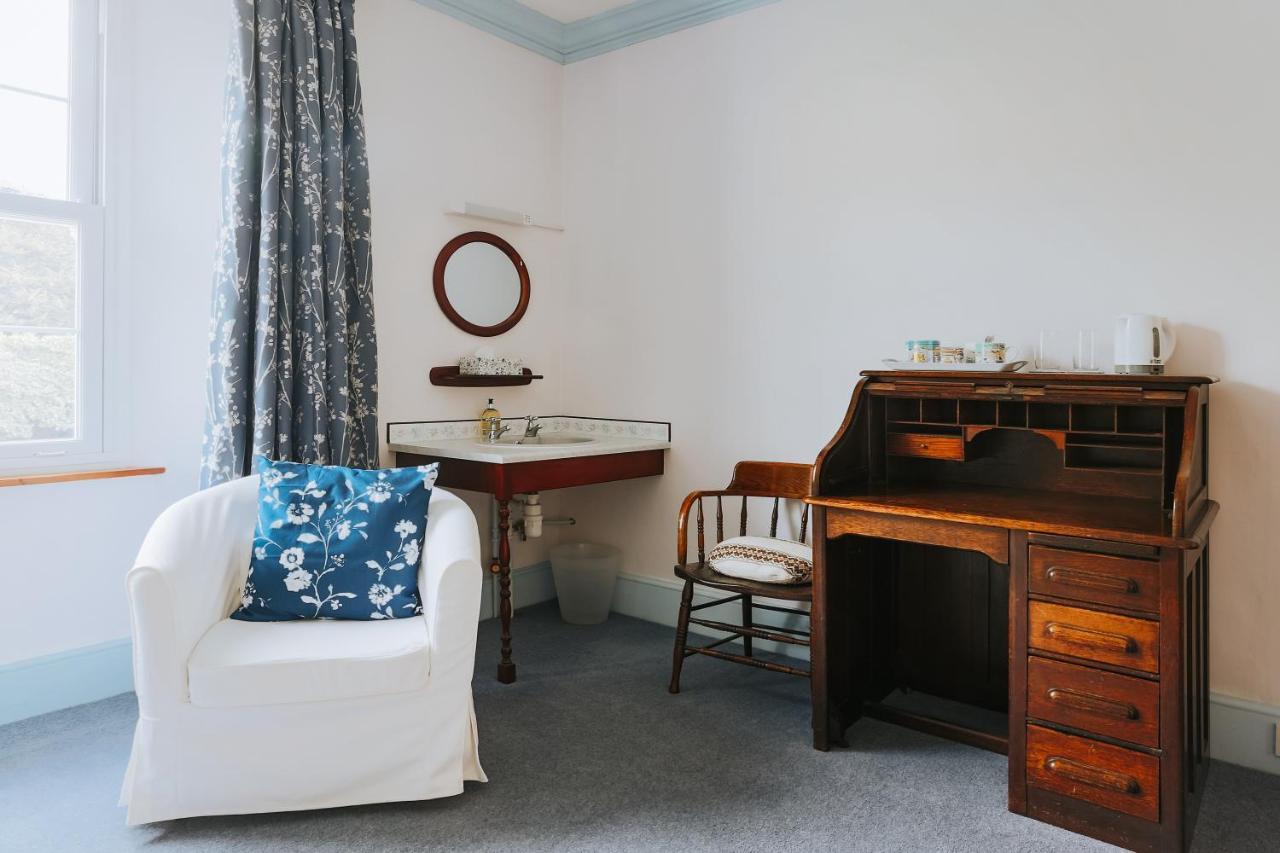 Ivy House Cornwall B&B 세인트오스틀 외부 사진